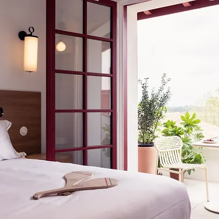Hotel Laminak, The Originals Relais Arbonne