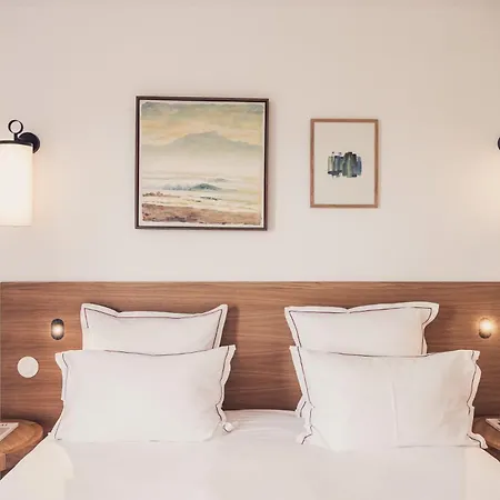 Hotel Laminak, The Originals Relais Arbonne