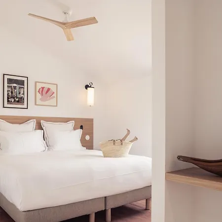 Laminak, The Originals Relais Hotel Arbonne