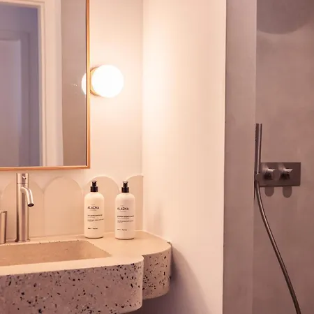 Laminak, The Originals Relais 4*