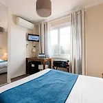 Laminak, The Originals Relais
