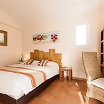 Hotel Laminak, The Originals Relais Arbonne