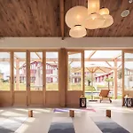 Laminak, The Originals Relais