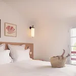 Laminak, The Originals Relais Arbonne